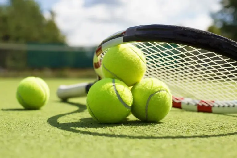 tenisas gyvai berankis