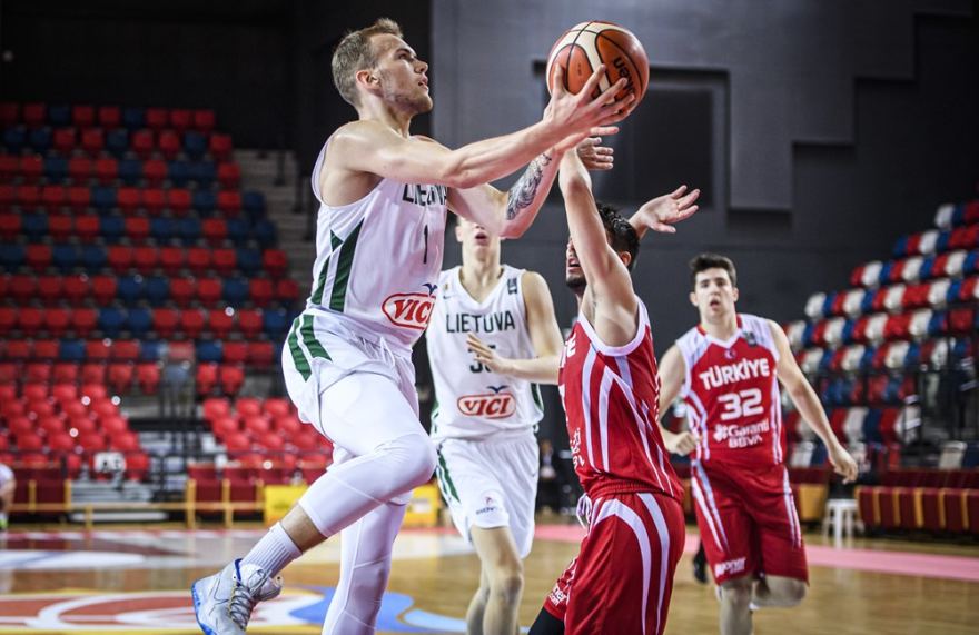 dovydas giedraitis simas jarumbauskas Domantas Vilys