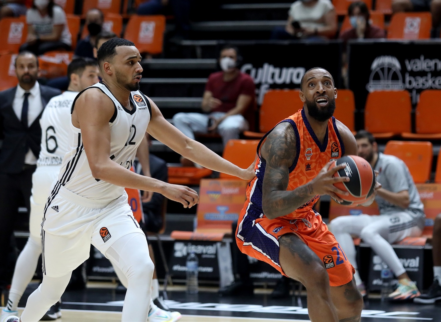 derick williams zalgiris valencia