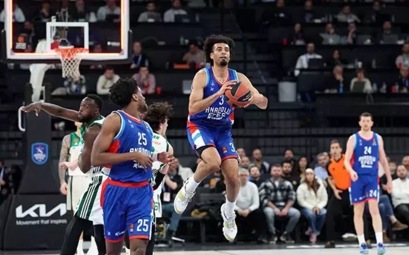 athens-panathinaikos-istanbul-nadolu-efes-eurolyga-komandos