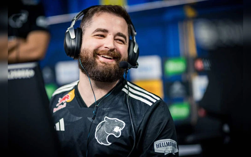 cs2-esports-world-cup-prognoze-furia-pries-legacy