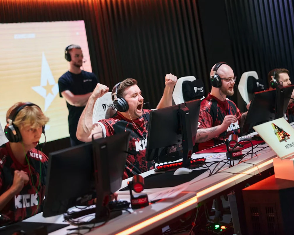 featured-image-cs2-ewc-2026-astuntfinalio-prognoze-g2-vs-astralis